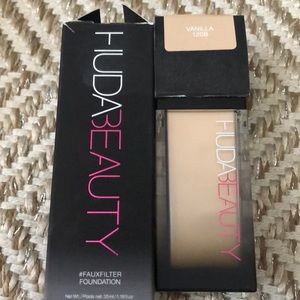HUDA Beauty #FauxFilter Foundation